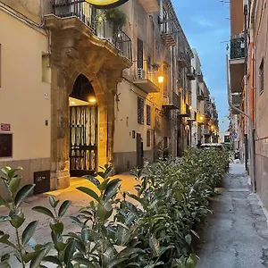 https://posta-palermo.palermohotels.org