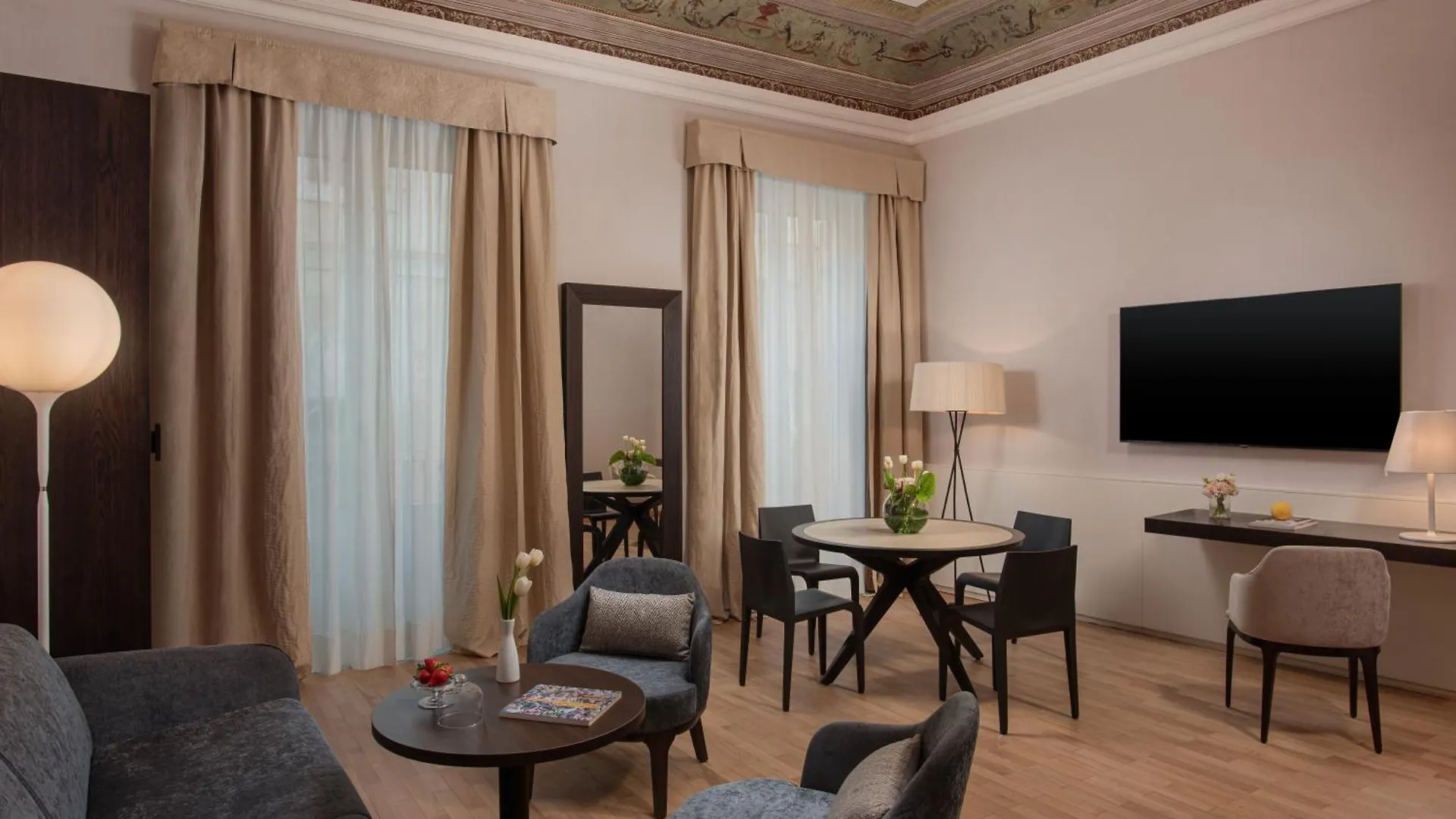 Hotel Nh Collection Palermo Palazzo Sitano 4*,  Włochy